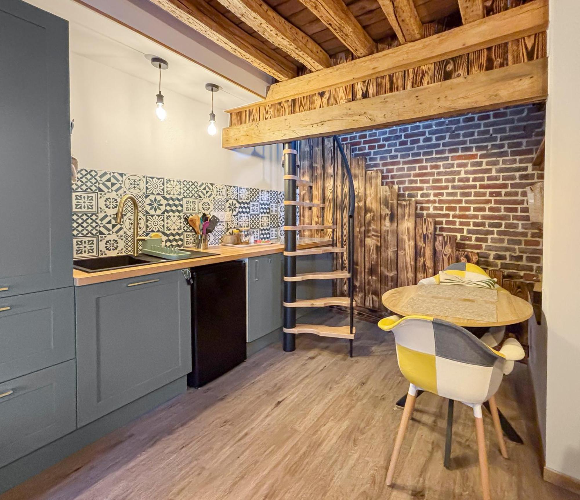 Duplex Cosy Avec Netflix & Amazon Prime Beauvais Exterior foto